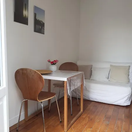 דירה Charmant, Lumineux Avec Balcon - Quartier Gobelins פריז