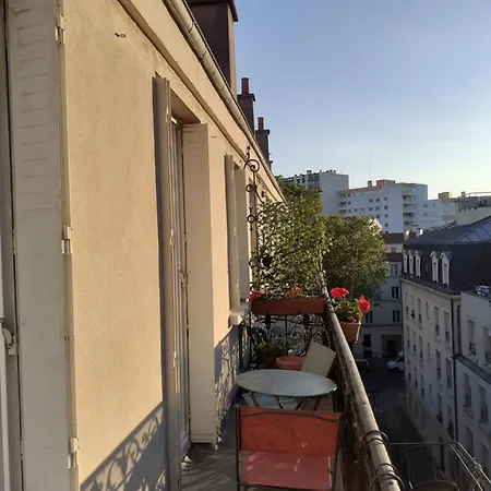 Charmant, Lumineux Avec Balcon - Quartier Gobelins דירה *